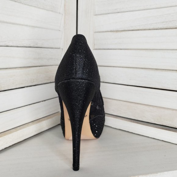 Women\'s Black Lace Heel